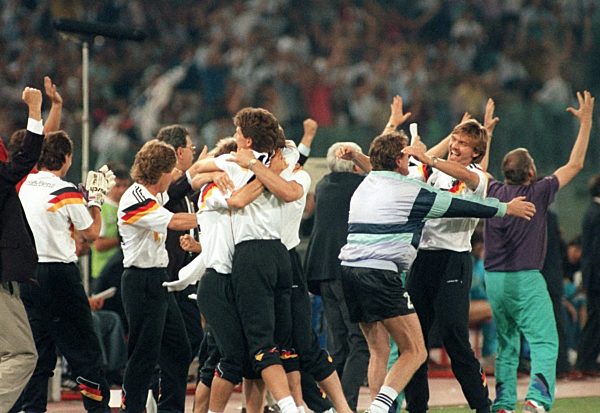 Soccer World Cup 1990: Germany wins world cup
