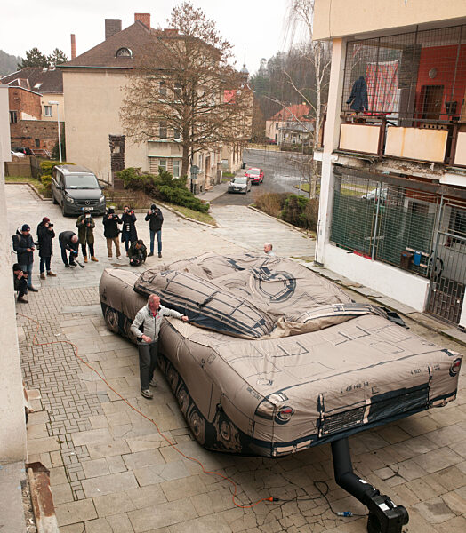 Aufblasbare Panzer aus Tschechien