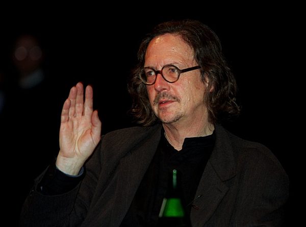 Handke liest aus "Gerechtigkeit für Serbien"