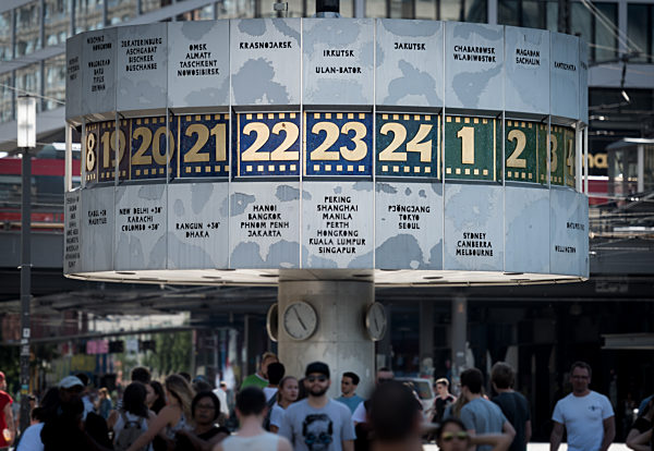 Weltzeituhr am Alexanderplatz
