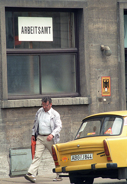 Arbeitsamt in Altenburg (Archivfoto und Text 1991)