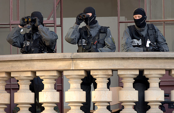 Weihe Frauenkirche - Polizei