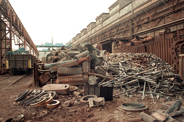 Trotz Schrott und Demontage eines Siemens-Martin-Ofens soll die Produktion...