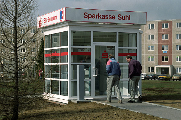 Die erste Sparkasse Deutschlands, die völlig ohne Personal arbeitet...