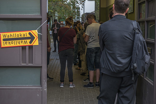 Bundestagswahl - Warteschlange in Berlin