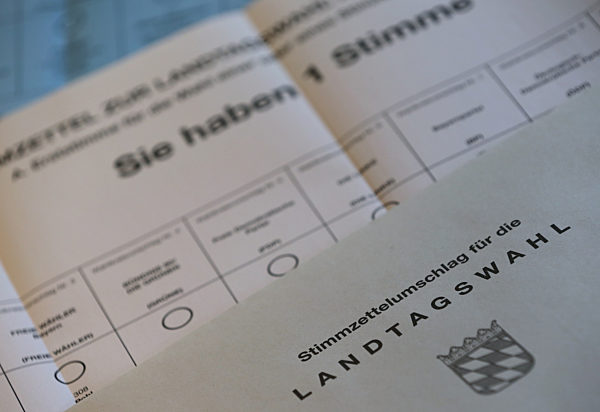 Bayern: Briefwahlunterlagen zur Landtags- und Bezirkstagswahl