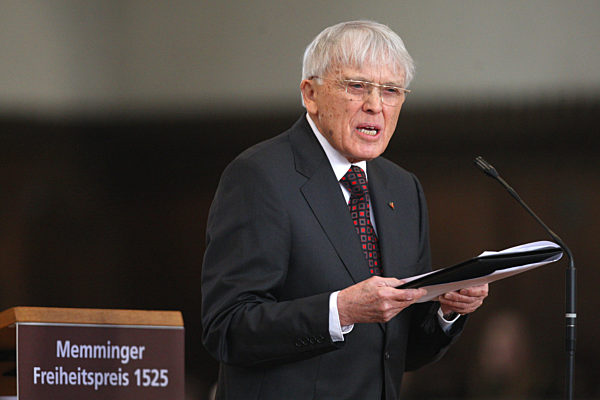 Der Schriftsteller und Lyriker Reiner Kunze liest am Freitag (20.03...