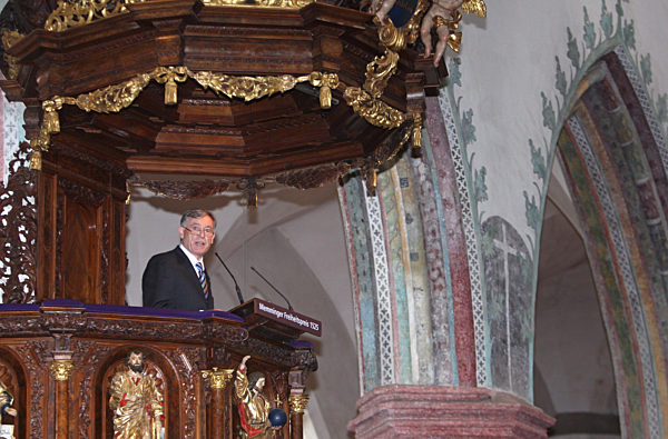 Bundespräsident Horst Köhler hält am Freitag (20.03...