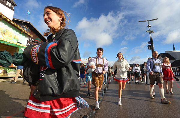 Start des 187. Münchner Oktoberfests