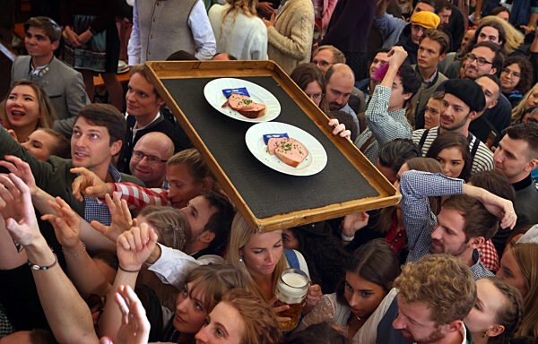 Start des 187. Münchner Oktoberfests