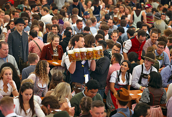 Start des 187. Münchner Oktoberfests