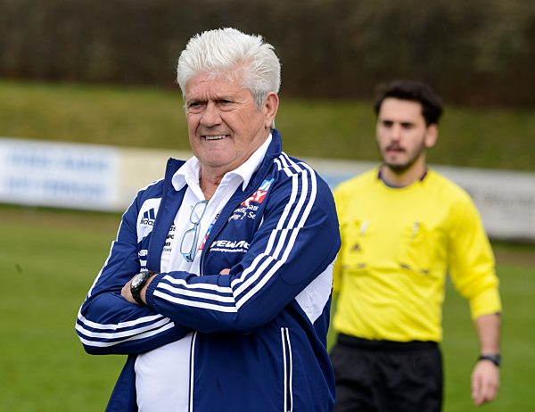 Werner Lorant trainiert Bezirksliga-Verein Waging am See