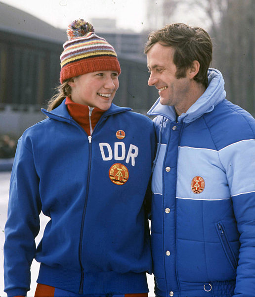 Eisschnelllauf - Karin Enke mit ihrem Trainer Rainer Mundt
