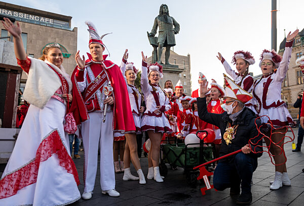 Karnevalsauftakt - Halle/Saale