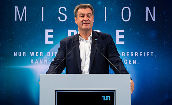 Weltraumfakultät in Ottobrunn eingeweiht