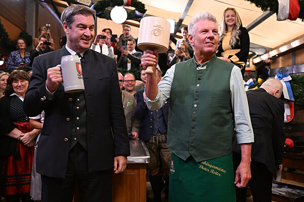 Start des 187. Münchner Oktoberfests - Fassanstich