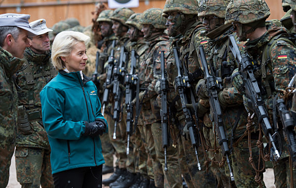 Verteidigungsministerin besucht Gebirgsjäger
