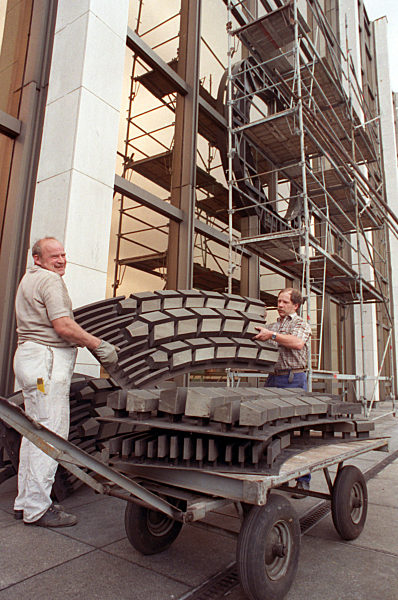 Abbau sozialistischer Symbole - Volkskammer