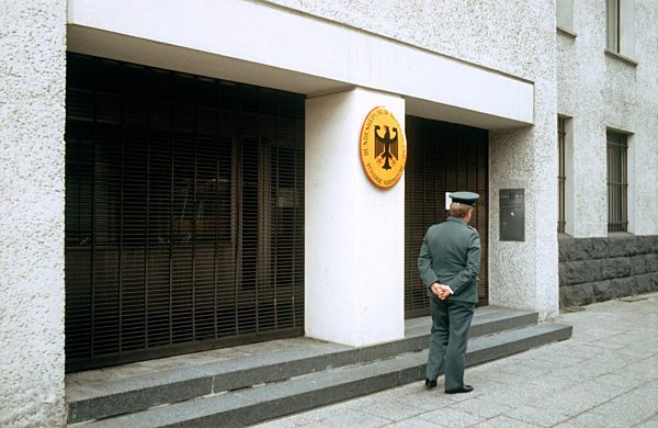 Ständige Vertretung der BRD in Ost-Berlin geschlossen
