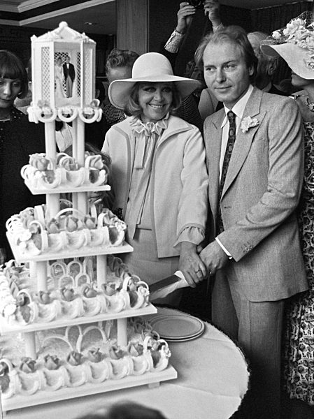 Heirat von Hildegard Knef mit Paul von Schell