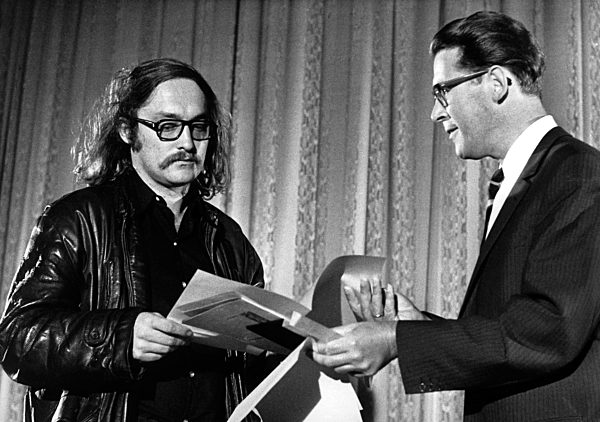 Hans W. Geissendörfer erhält Kritikerpreis 1970