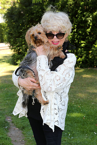 Ingrid Steeger trauert um Hündin Eliza