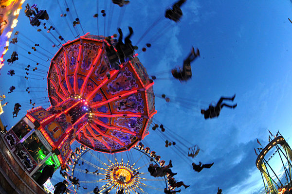 177. Oktoberfest - Karussellfahrt