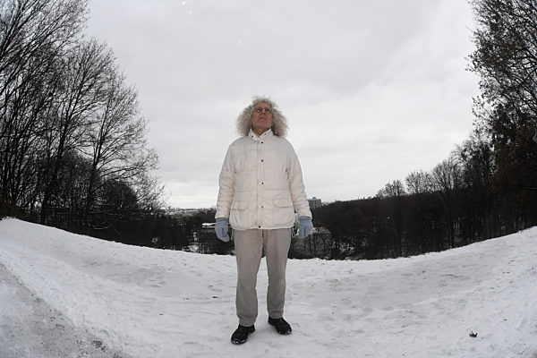 EXCLUSIVE - Ein Spaziergang mit Rainer Langhans