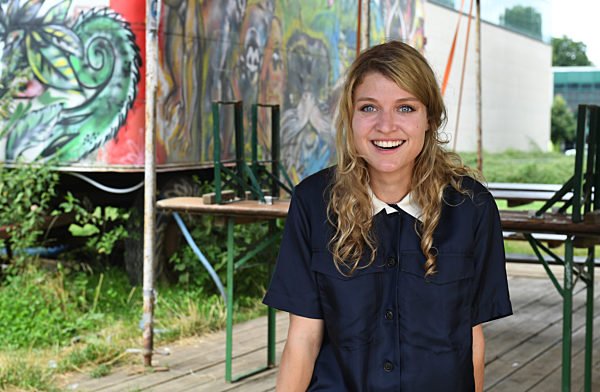 Ein Spaziergang mit Lara Mandoki