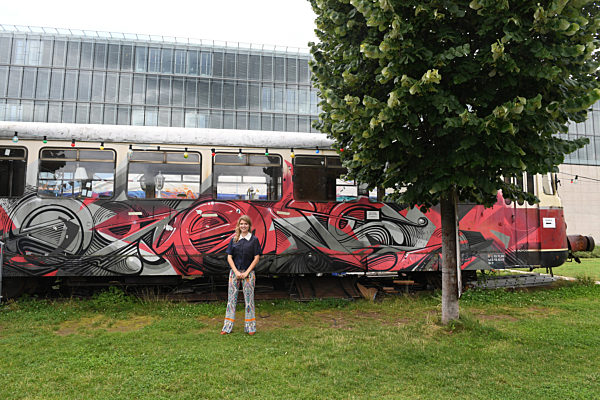 Ein Spaziergang mit Lara Mandoki