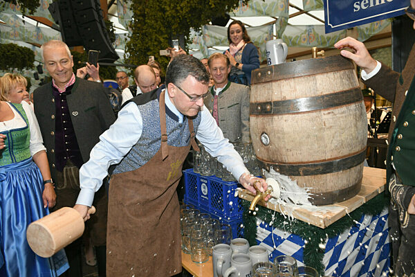Start des 187. Münchner Oktoberfests