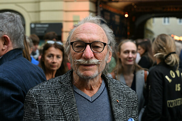 Premiere: «Ein bisschen Frieden» in München