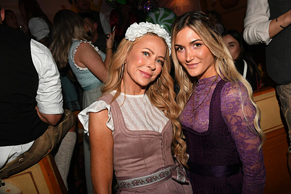 Fortsetzung 190. Oktoberfest - Cathy Hummels Wiesn-Bummel