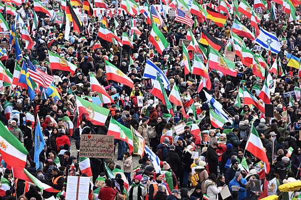 62. Münchner Sicherheitskonferenz - Demonstration