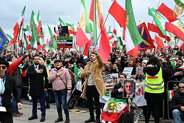 62. Münchner Sicherheitskonferenz - Demonstration