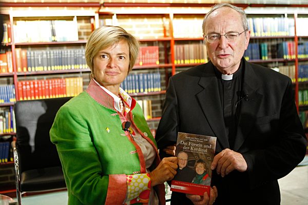 Kardinal Meisner und Gloria von Thurn und Taxis