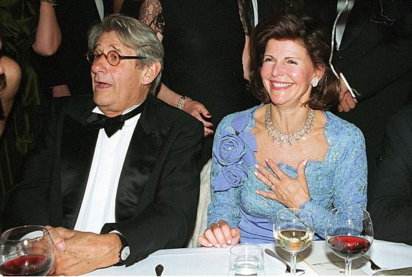 Königin Silvia von Schweden, Fotograf Helmut Newton.