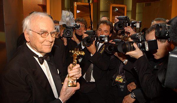 Preistraeger Vicco von Bülow alias Loriot bei der Verleihung der Goldenen...