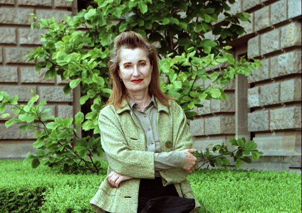 Elfriede Jellinek - Nobel Literatur Preis 2004