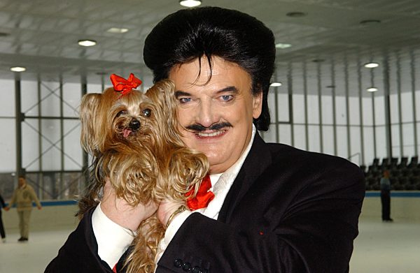 Rudolph Moshammer mit Daisy
bei  Pressetermin im Olympia-Eissportzentrum in...