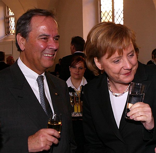 Dieter Stolte und Angela Merkel 
Empfang zur Einweihung der Frauenkirche in...