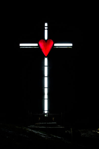 Auf einer Anhöhe bei Alcenago hoch über dem Industrieort Stallavena steht...