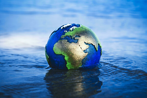 Globe In The Water, Climate Change
