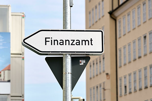 Wegweiser zum Finanzamt in München