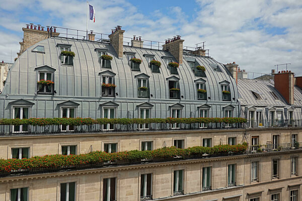 Paris, Rue Rivoli, Mansardendächer