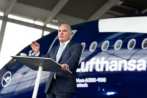 100 Years Anniversary Of The Lufthansa Group At Flughafen München. Carsten Spohr (Lufthansa, Board Member, Chairman Of The Board) Delivers A Speech In Front Of An AIRBUS A350-900 Aircraft