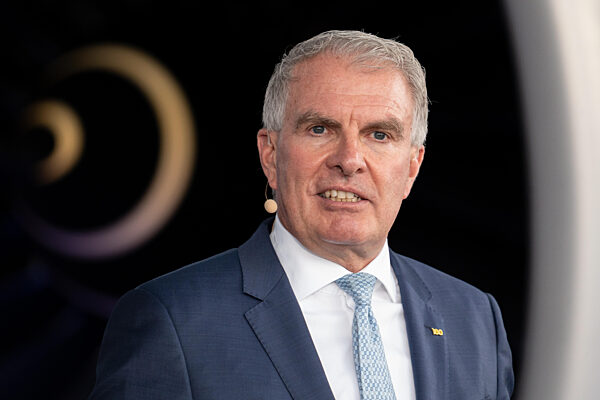 100 Years Anniversary Of The Lufthansa Group At Flughafen München. Carsten Spohr (Lufthansa, Executive Board, Chairman Of The Executive Board) Gives A Speech, Single Image, Portrait