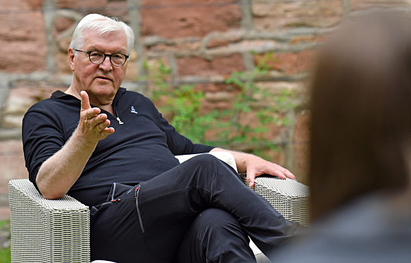 Bundespräsident Steinmeier wandert