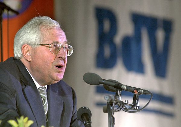 Treffen der Heimatvertriebenen in Erfurt mit Vogel