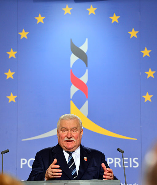 Point-Alpha-Preis für Lech Walesa